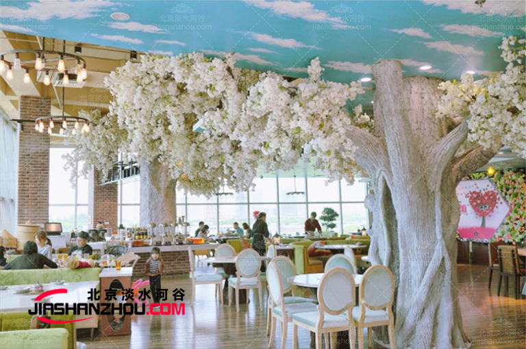 人們可借助人造仿真樹幫助將大自然母親融入普通生活環(huán)境