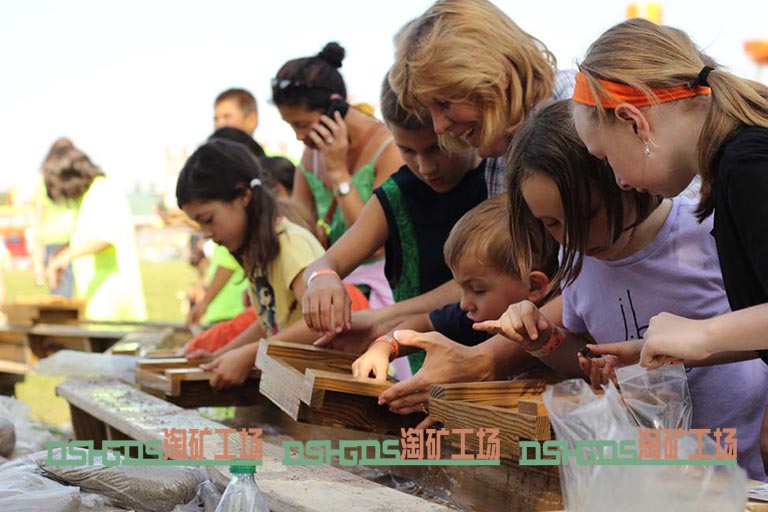 【淘礦工場(chǎng)】小鎮(zhèn)設(shè)備為什么這么火因?yàn)槌３隹趪?guó)外