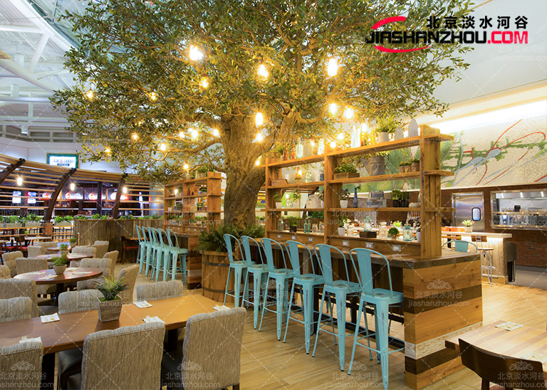 仿真樹(shù)為幾十年如一日為假期環(huán)境裝飾錦上添花讓生活多姿