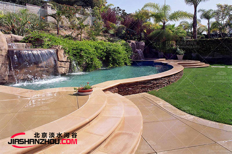 規(guī)劃私人居家前院塑石假山景觀時(shí)應(yīng)考慮的三件事