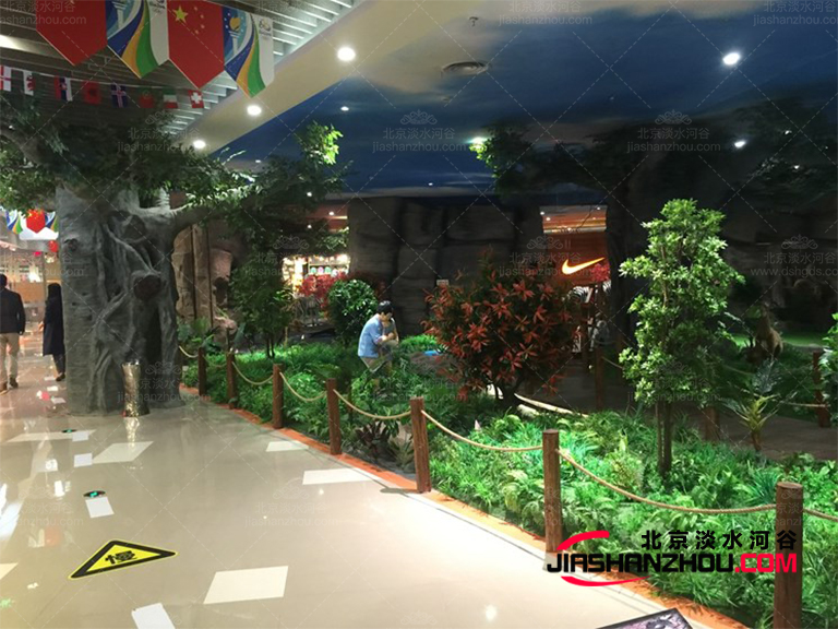 使用仿真樹就意味著低養(yǎng)護(hù)就可以坐享高級庭院美景