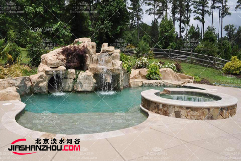 項(xiàng)目案例說(shuō)明塑石假山栽培溝和如何節(jié)省制作成本