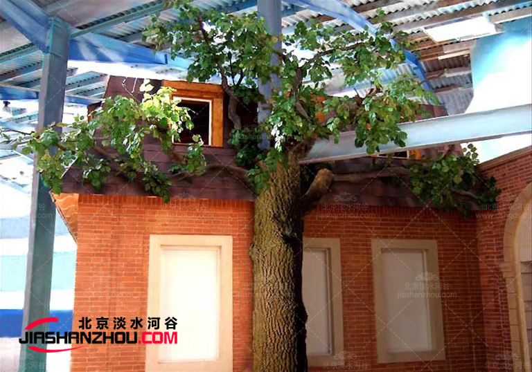 是否為吸引人的仿真樹取決于其與其它要素的協(xié)調(diào)性