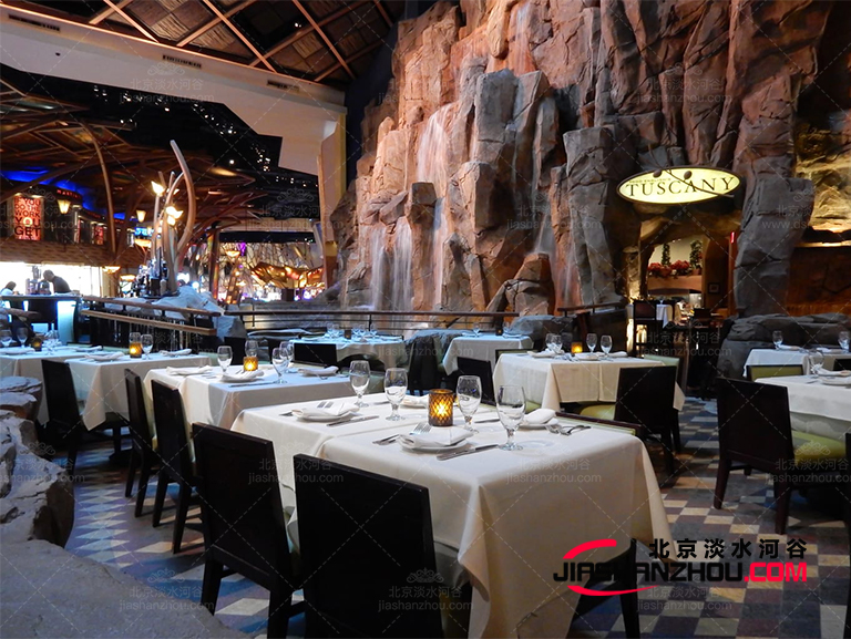 圣誕節去哪兒？去洞穴飯店體驗洞穴人的原始生活