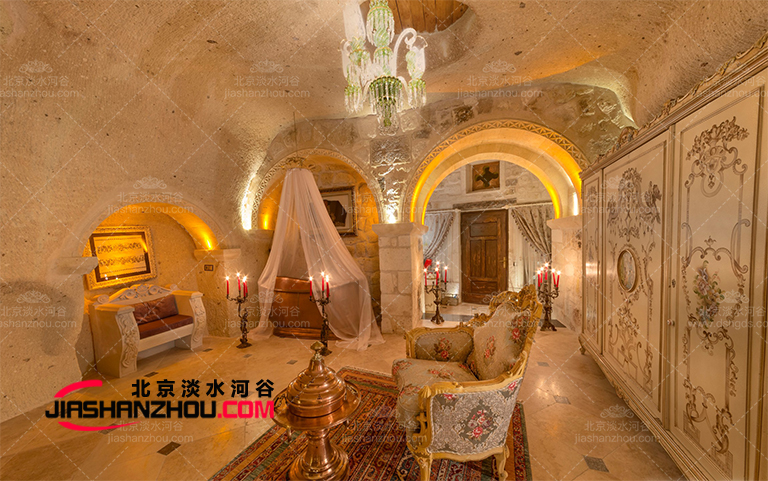 基于天然山洞設計的豪宅別墅不同凡響的入住體驗