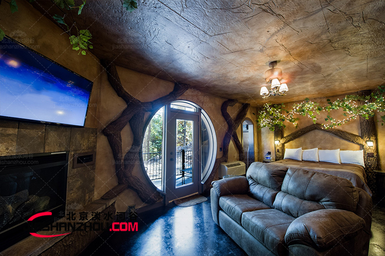 襄陽(yáng)仿真樹(shù)簡(jiǎn)單裝飾就可以讓節(jié)日的環(huán)境沒(méi)到不可思議