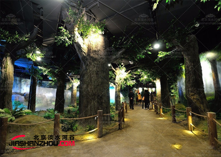 十米大型tcp仿真樹景觀為河川生態園提供前衛不尋常的裝飾