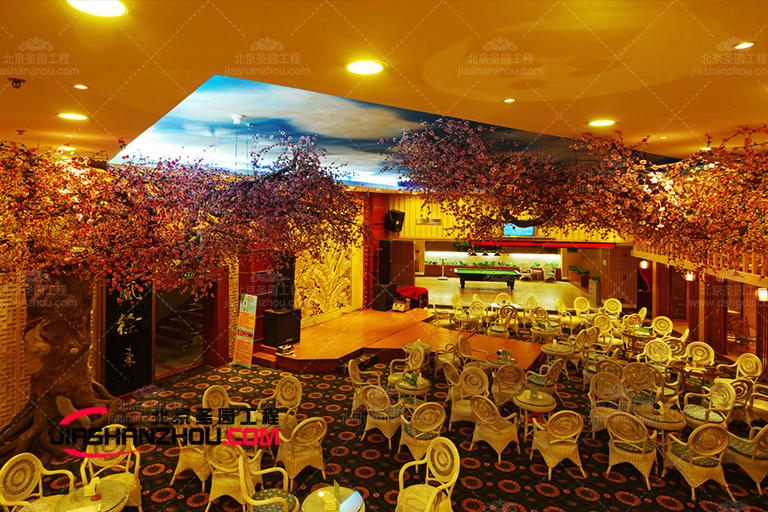 運用仿真樹裝飾家居效果如此優雅浪漫