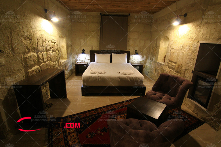 棟洞穴豪宅別墅設(shè)計大膽而又迷人