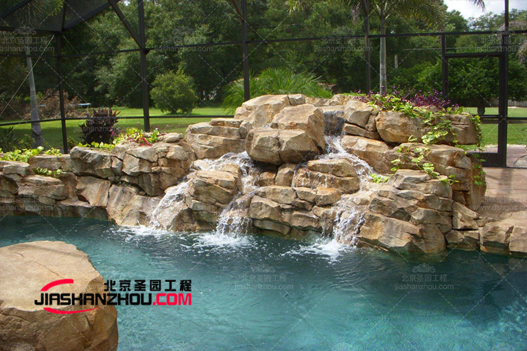 山東濟(jì)寧水世界塑石假山景觀制作工程