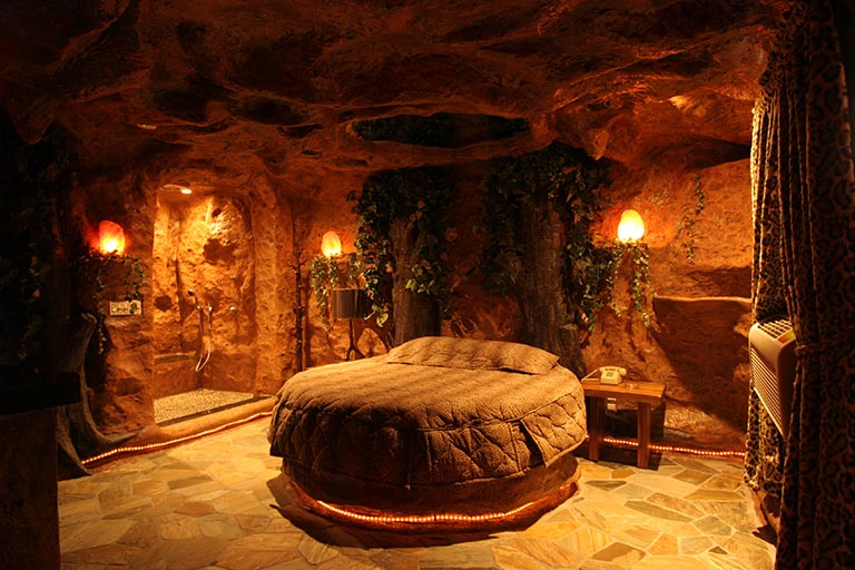 摩洛哥f格為現(xiàn)代f格的仿真洞穴酒店增添微妙的色彩