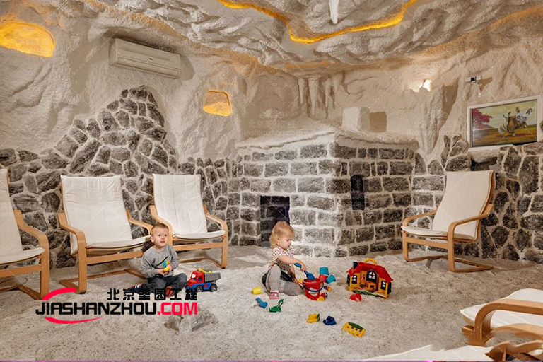 優雅迷人的鹽洞汗蒸鹽療房有非一般的吸引力