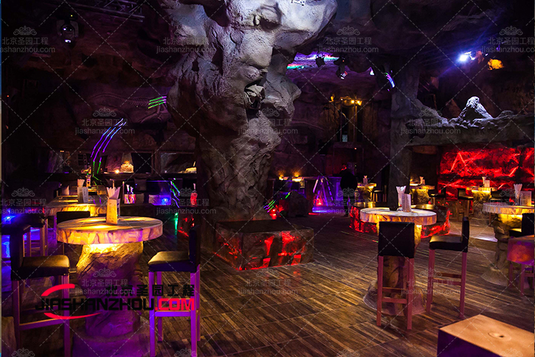 沈陽探店 仿天然鹽洞酒吧設計網紅打卡設計