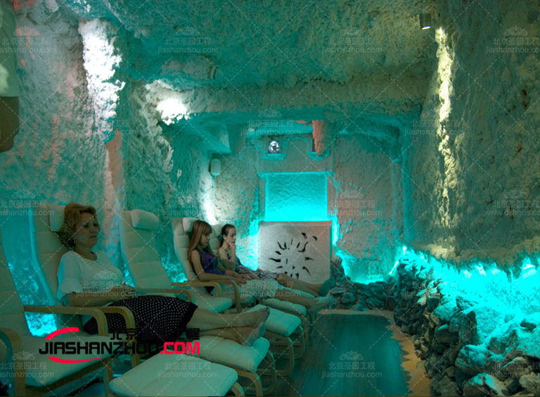 深圳泰然會所仿真鹽洞帶來溫暖和致的養生體驗