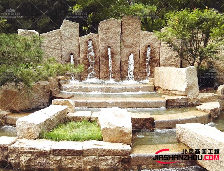 用好的材料才能讓塑石假山表現出好的視覺價值