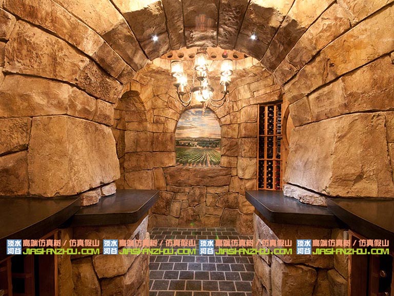 巖洞餐廳.jpg 巖洞餐廳